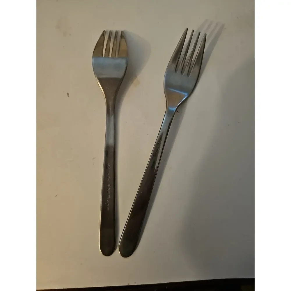 Ikea Salad Forks Set Of Two Pattern Number 224-58